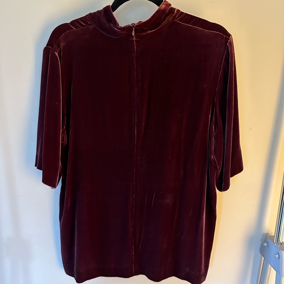 Theory x Revolve Slit Collar Deep V neck Velvet Burgundy Red top - Picture 3 of 4